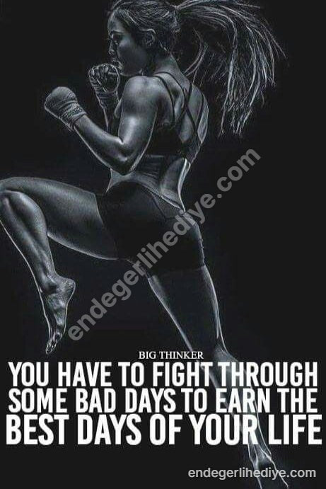 Mücadele Ruhu: Siyah Beyaz Kadın Boksör Kanvas Tablo