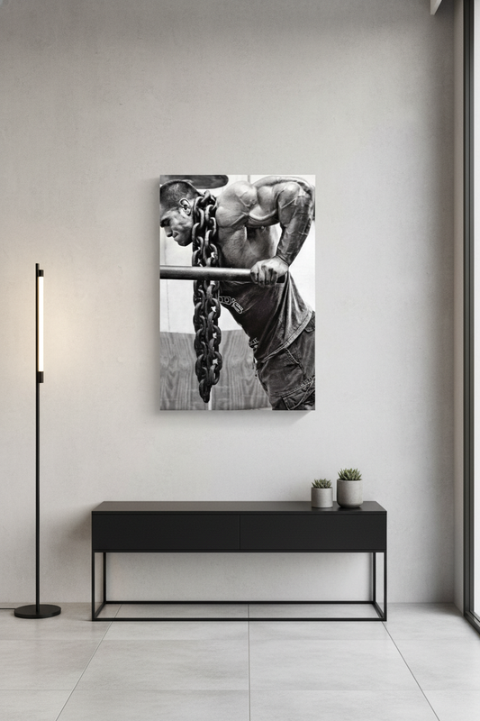 Demir Zincirlerle Güç: Ağırlıklı Dip Sanat Kanvas Tablosu